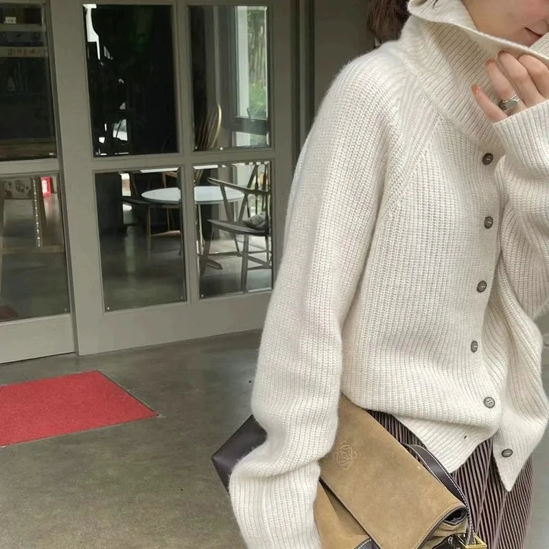 EB | Gemütlicher Strick-Turtleneck-Pullover mit Knöpfen