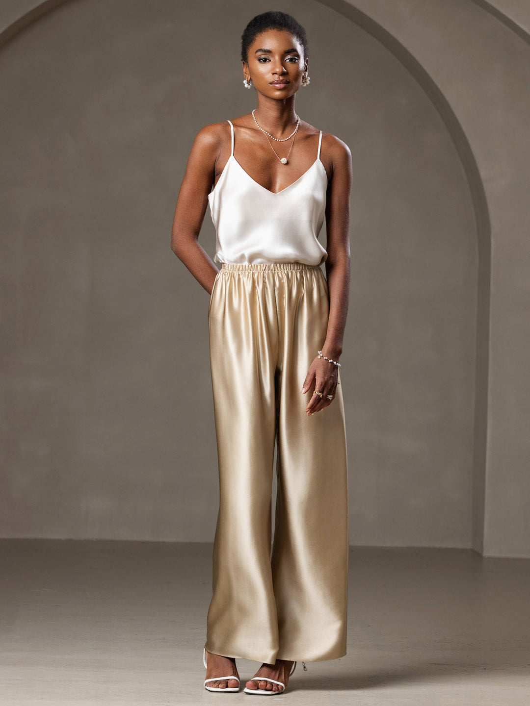 EB | V-Ausschnitt Reine Seide Spaghettiträger Camisole Top