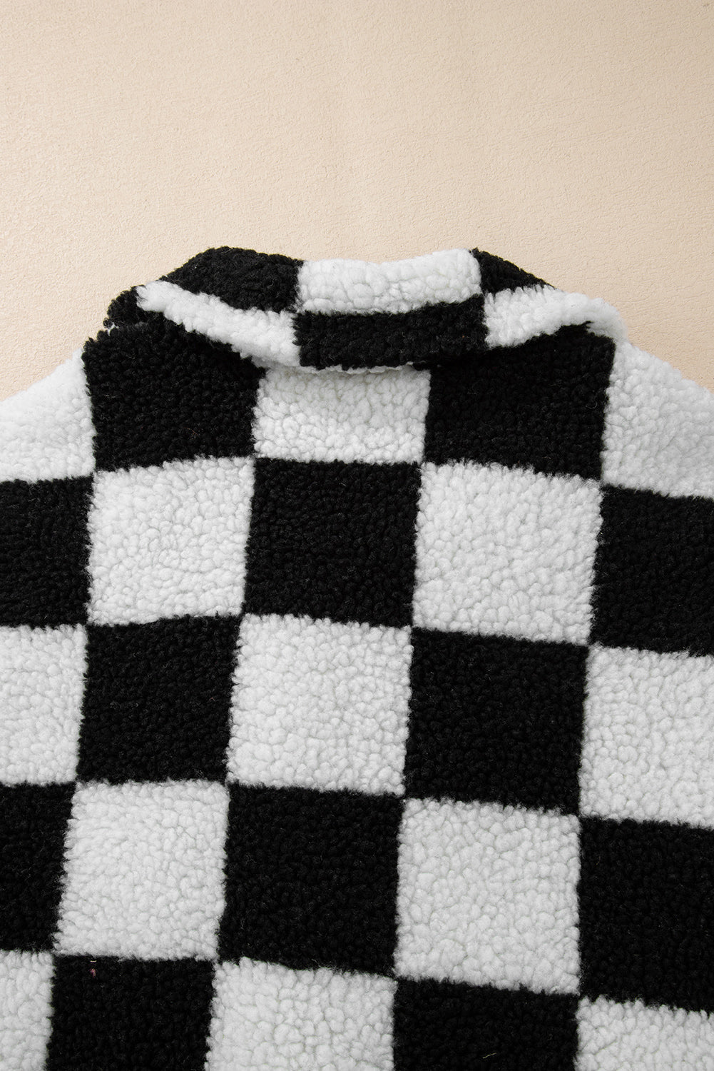 EB | Gitter Sherpa Jacke Polyester Warm und Trendy Produktbeschreibung: