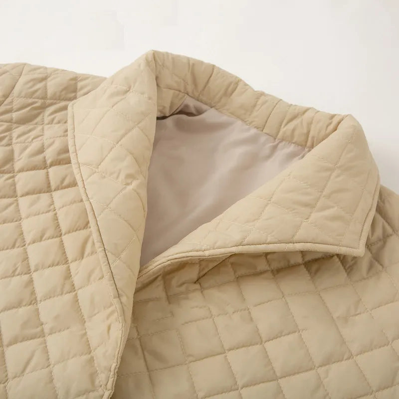 EB | Warme kurze Jacke mit Gürtel für Damen
