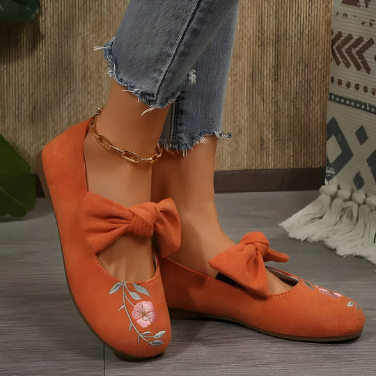 Felicidad | Modische flache Schuhe mit Blumenstickerei für Frauen EB