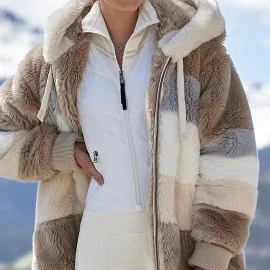 EB | Kapuzenjacke mit Weichem Komfort