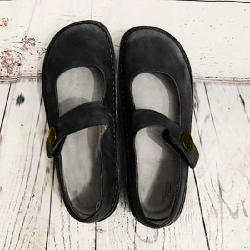 Elegante Damenschuhe mit Verzierungen EB