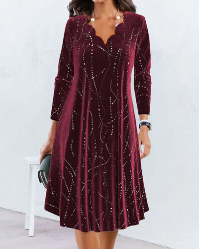 EB | Kleid mit V-Ausschnitt und Langen Ärmeln