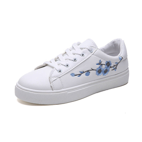 Casual Chic | Niedrige Damensneaker EB