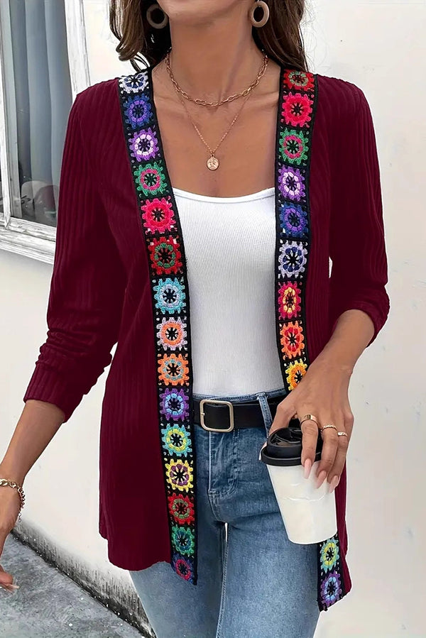 EB | Strickjacke mit Blumenrand und langen Ärmeln