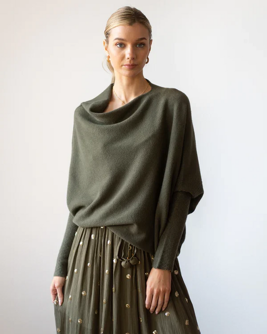EB | Asymmetrisch Drapierter Pullover