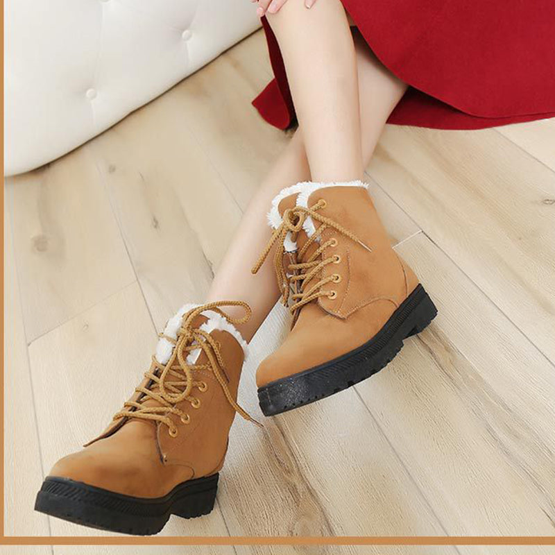 Stylische Schneestiefel mit Fellfutter EB EB