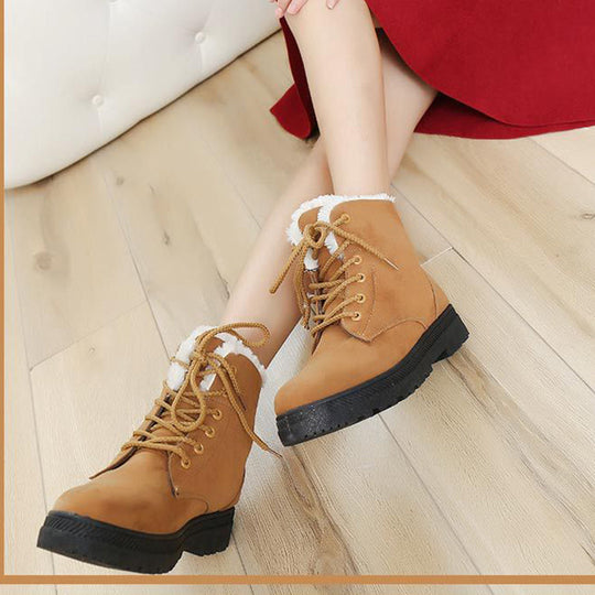 Stylische Schneestiefel mit Fellfutter EB EB