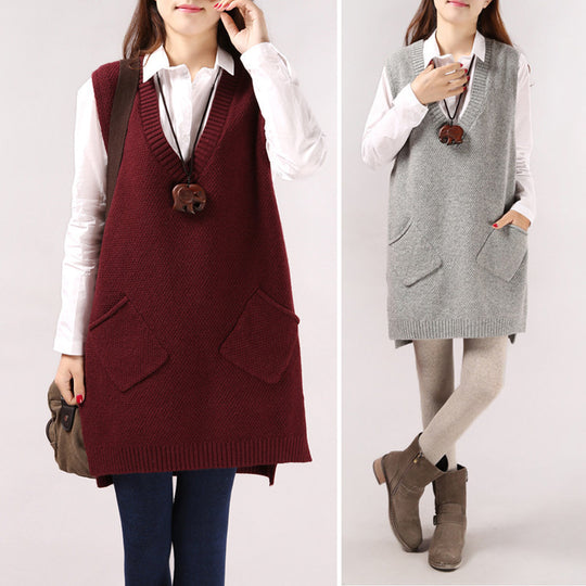 Damen Strickweste mit V-Ausschnitt und aufgesetzten Taschen EB