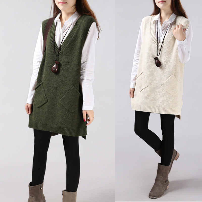Damen Strickweste mit V-Ausschnitt und aufgesetzten Taschen EB