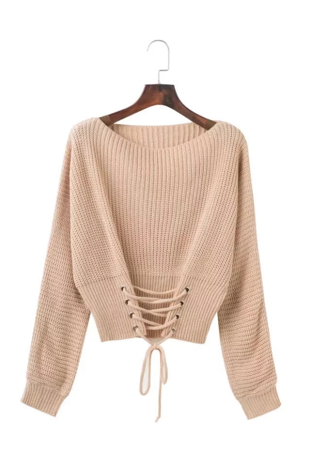 Damen Strickpullover mit offenem Rückendetail und verstellbaren Schnürungen EB
