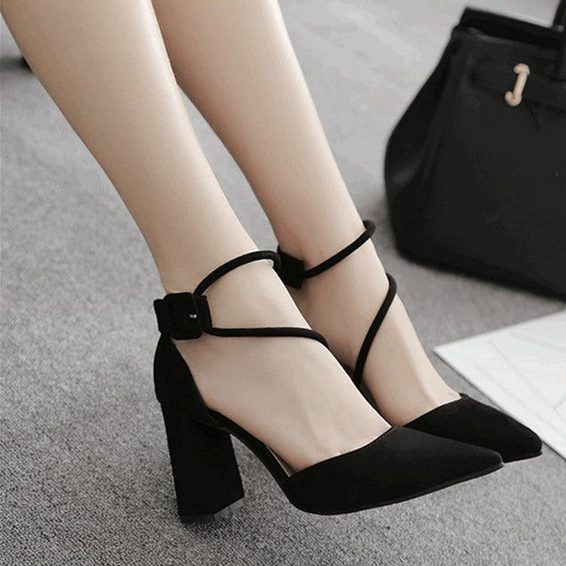 Damen elegante Slingback-Pumps mit transparentem Einsatz und komfortablem Blockabsatz EB
