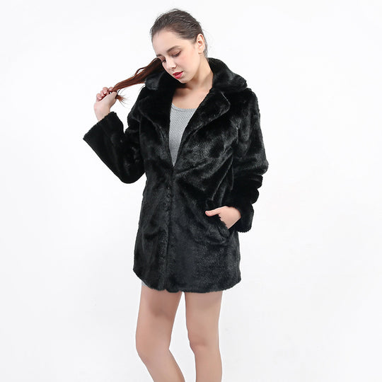 Damen Eleganter und kuscheliger Kunstpelzmantel EB