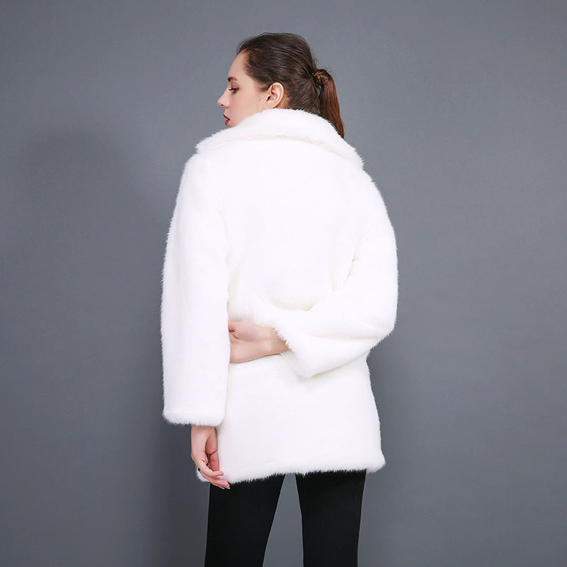 Damen Eleganter und kuscheliger Kunstpelzmantel EB