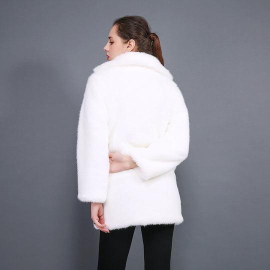 Damen Eleganter und kuscheliger Kunstpelzmantel EB