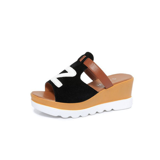 Damen nan Schlupf-Keilpantolette mit ergonomischer Wellenlaufsohle, gepolstertem Komfortfußbett und dekorativer Logoapplikation EB