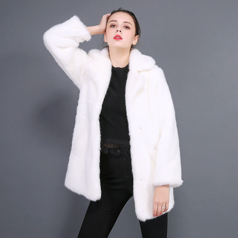 Damen Eleganter und kuscheliger Kunstpelzmantel EB