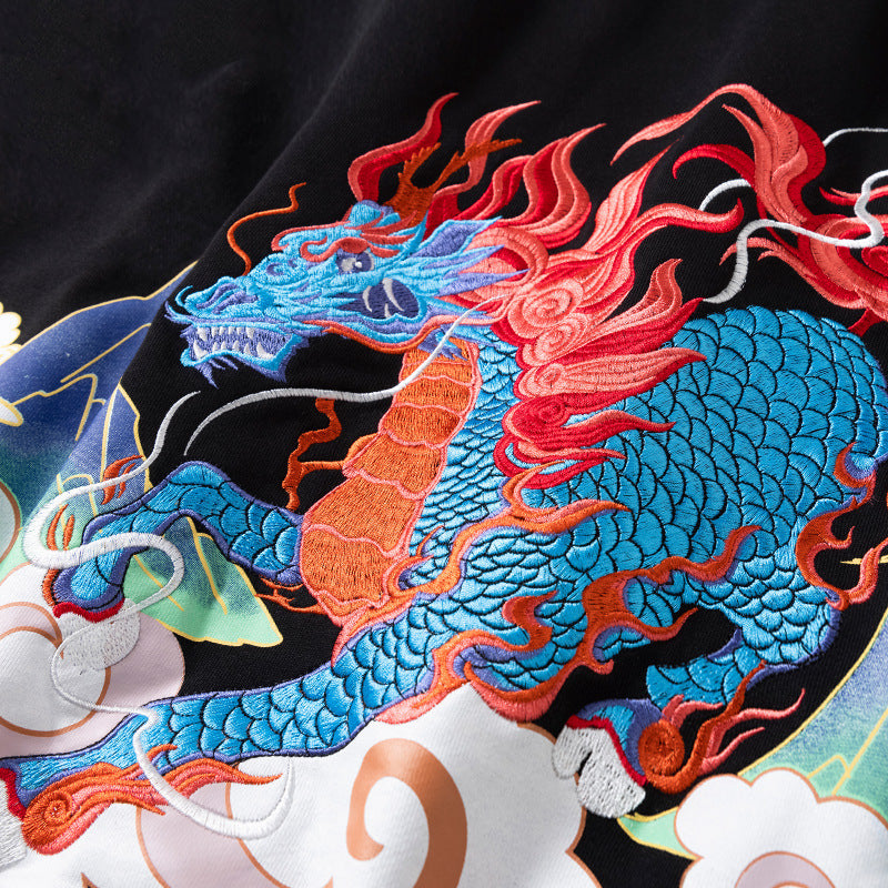 EB | Hoodie mit Drachen-Print