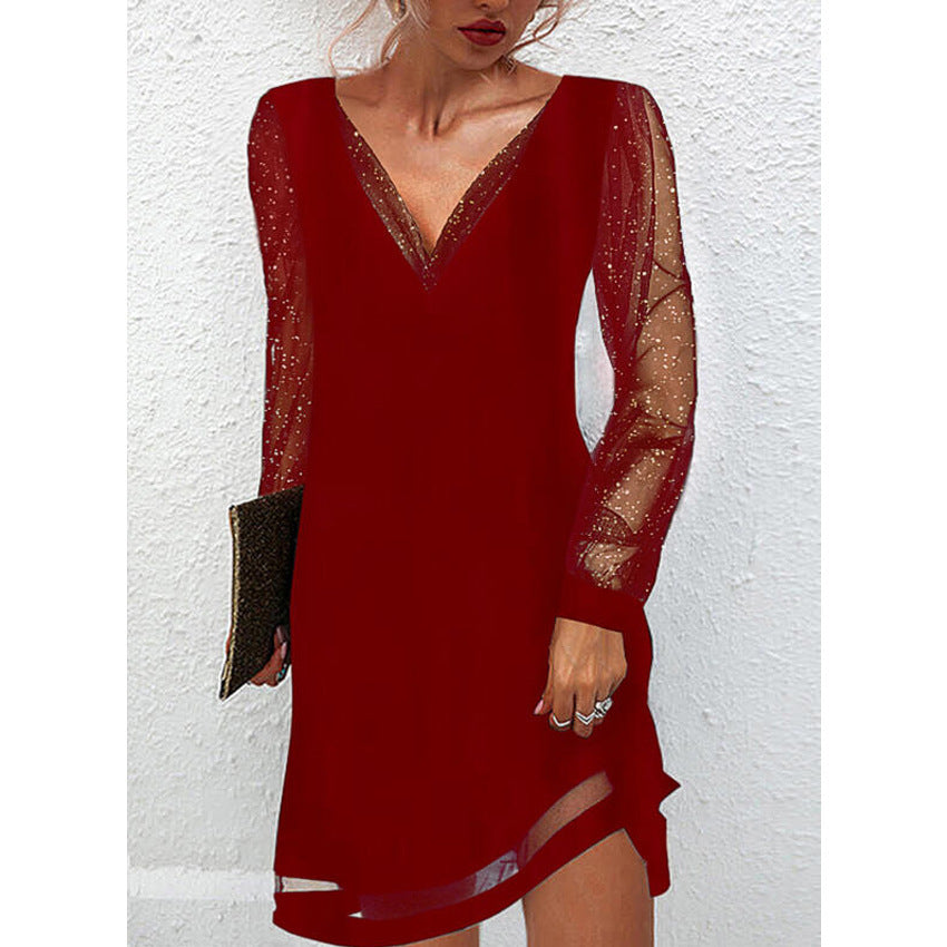 EB | Solides Kleid mit Spitzenbesatz und V-Ausschnitt