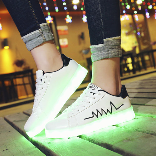 Damen Sport Sneakers mit trendigem Design und gepolsterter Sohle EB