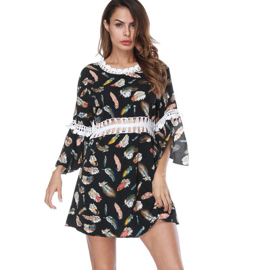 Damen Häkel-Strandkleid mit eleganter Spitzenverzierung EB