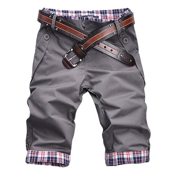 EB – Hochwertige Shorts mit Gürtel und Karomuster