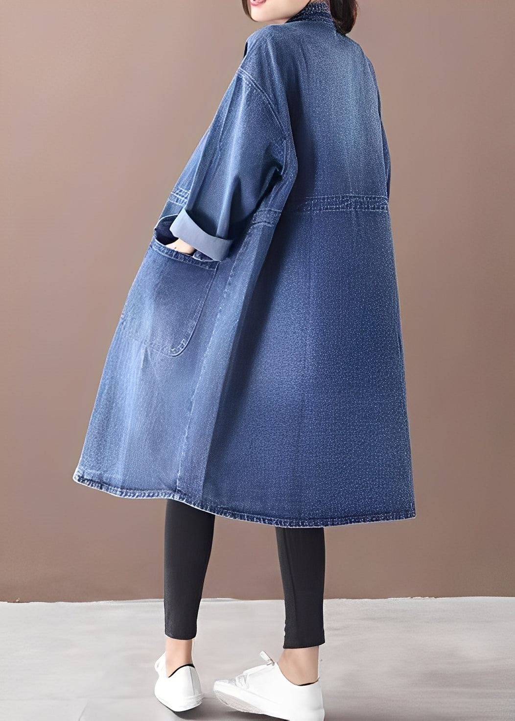 EB | Damenjeansjacke im legeren Stil mit Stehkragen