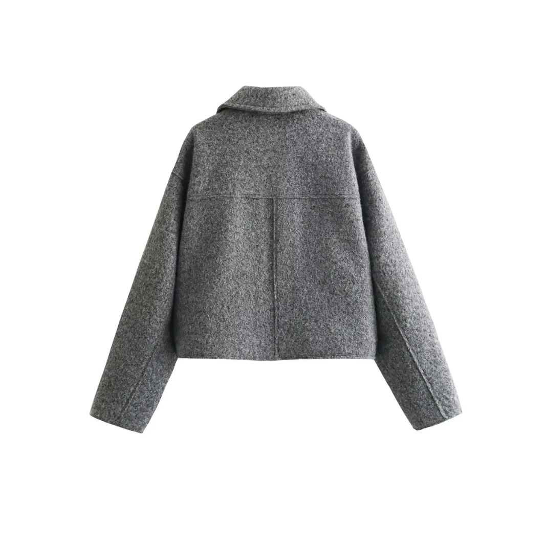 EB | Kühne Eleganz für Frauen