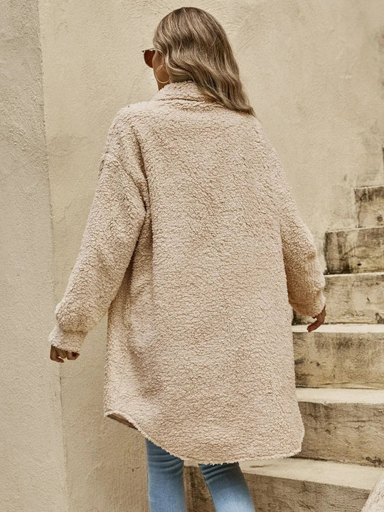 EB | Bequeme Teddy Jacke mit Knopfleiste & Brusttaschen