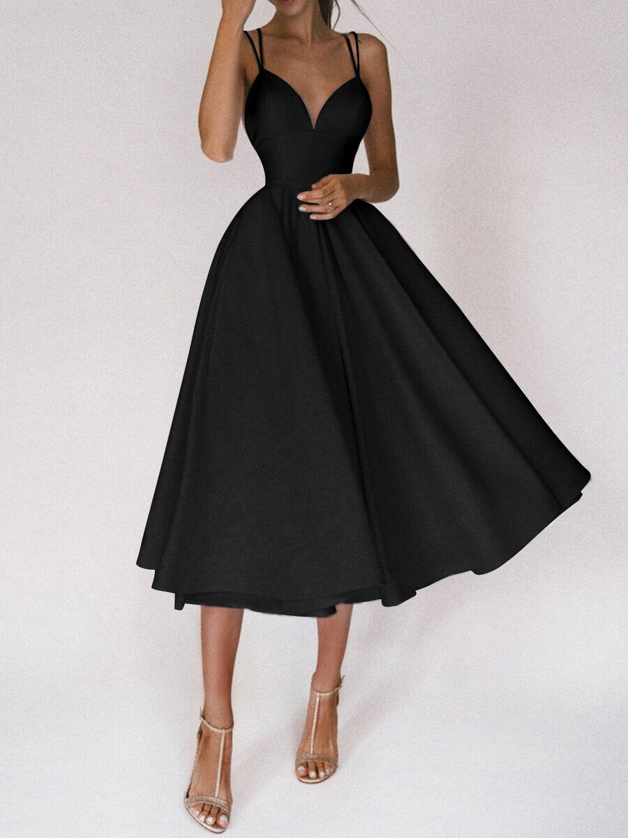 EB | Grace Das Elegante Trägerkleid mit V-Ausschnitt
