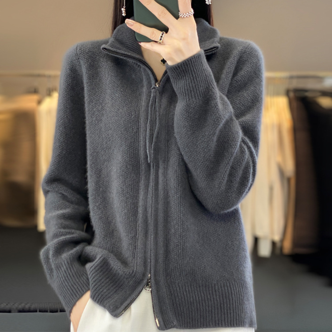 EB | Strickjacke mit elegantem Design und Reißverschluss