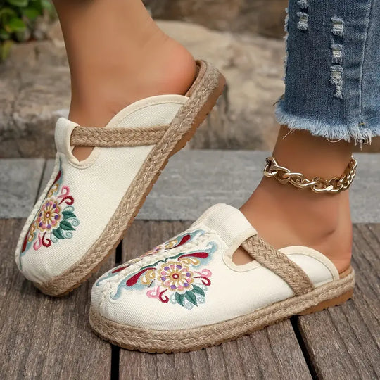 Flache Schuhe für Frauen mit floralem Muster EB