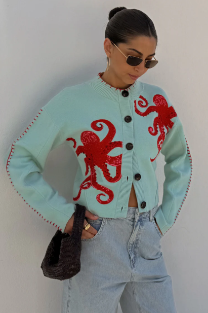 EB | Küstenstrickjacke mit Oktopus-Motiv und Kontrastpaspelierung