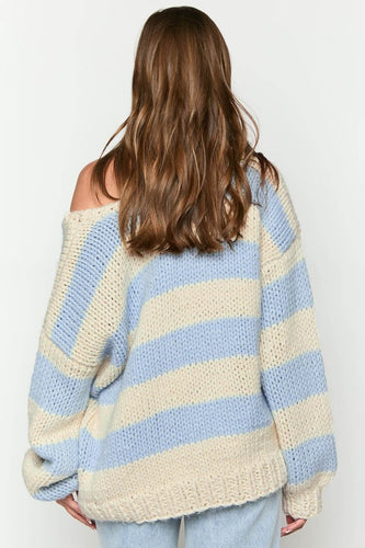 EB | Off-Shoulder gestreifter Strickpullover für den Herbst-Look