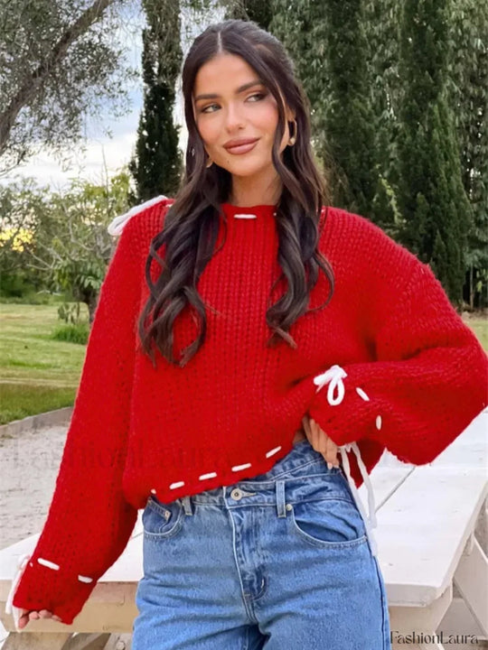 EB | Gemütlicher Strickpullover mit Kontrastierenden Details