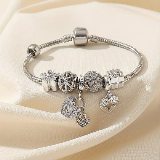 EB Modisches Armband mit Strasssteinen und Blumen