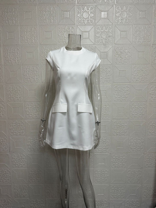 EB | Taillenkleid im Taschendesign
