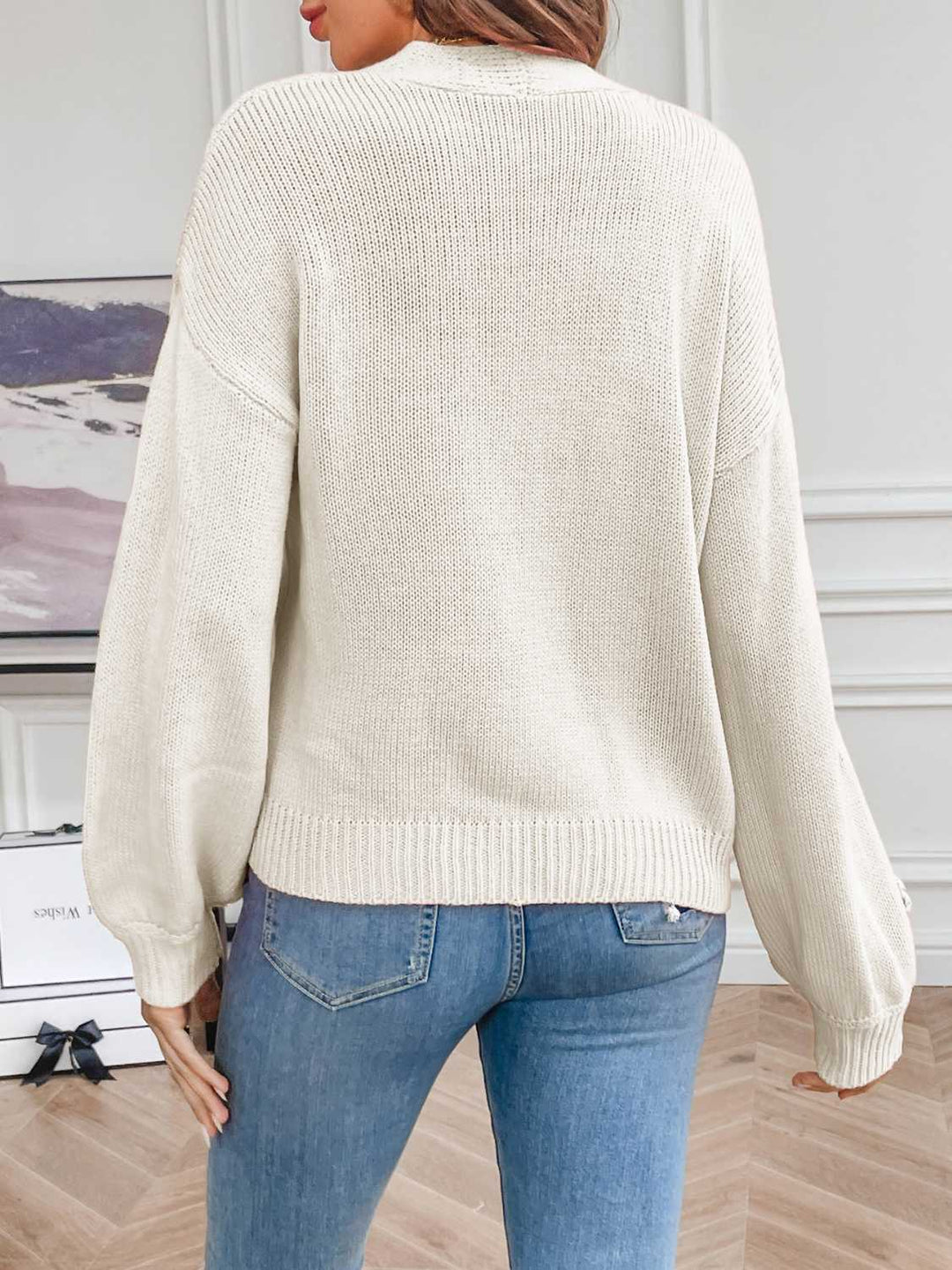 EB | Strickcardigan mit Blütendetails Offene Vorderseite Feminin und Stylisch