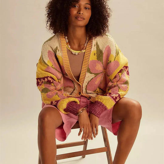 EB | florale Strickjacke mit weitem Schnitt und langen Ärmeln