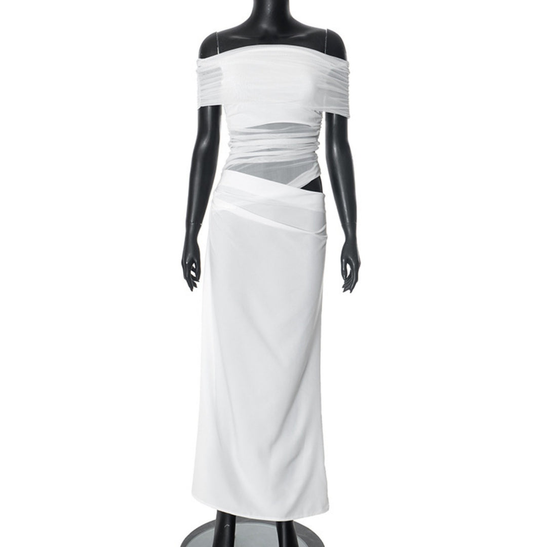 EB | Ein-Wort-Kragen-Plissee-Kleid aus Mesh mit diagonaler Spanne
