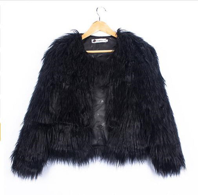 Damen Flauschige Kunstfelljacke mit voluminösem Schnitt und elegantem Kragen EB