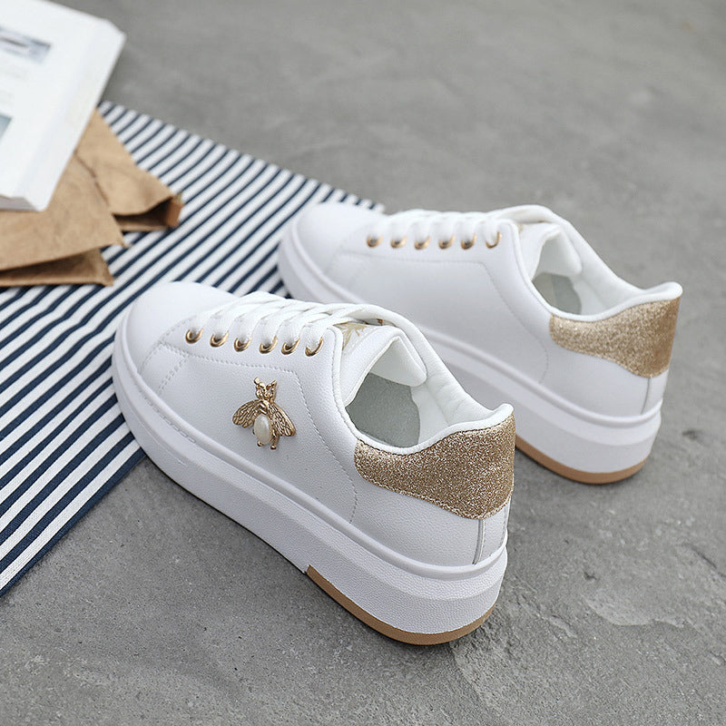 Damen modische Sneaker mit glitzerndem Akzent und Bienenanhänger EB
