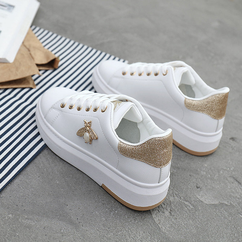 Damen modische Sneaker mit glitzerndem Akzent und Bienenanhänger EB