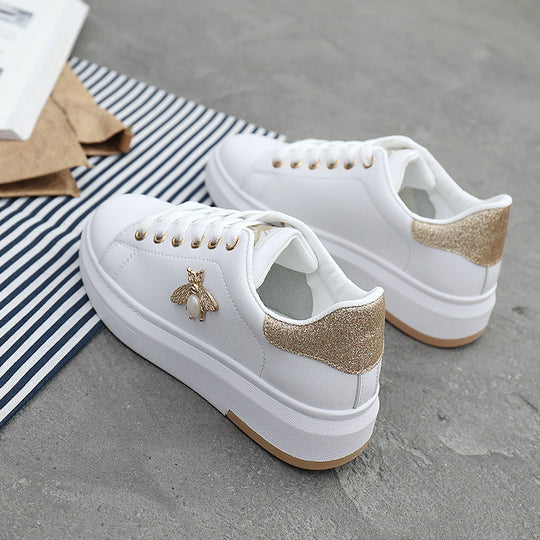 Damen modische Sneaker mit glitzerndem Akzent und Bienenanhänger EB