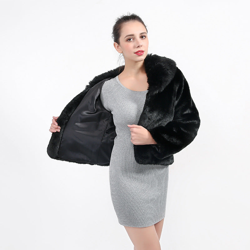 Damen Flauschige Kunstpelzjacke mit voluminösem Kragen und elegantem Schnitt EB
