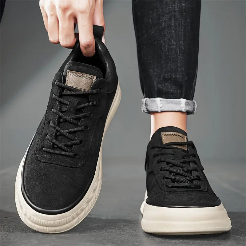 Low-Top Herrenschuhe EB