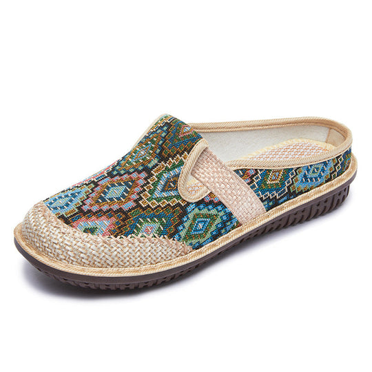 Orthopädische Sandalen aus besticktem Leinen EB