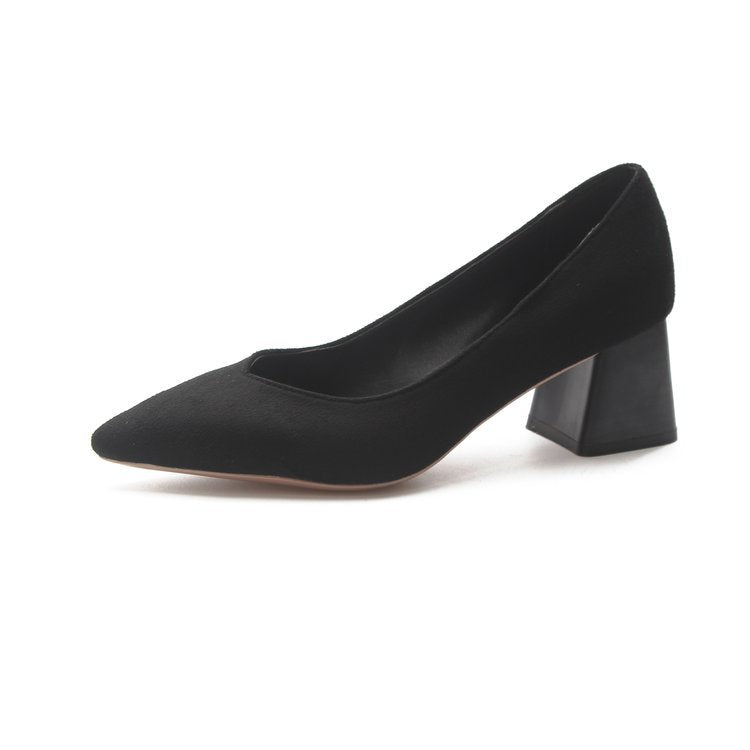 Damen elegante Pumps mit voluminösem Flausche-Akzent EB