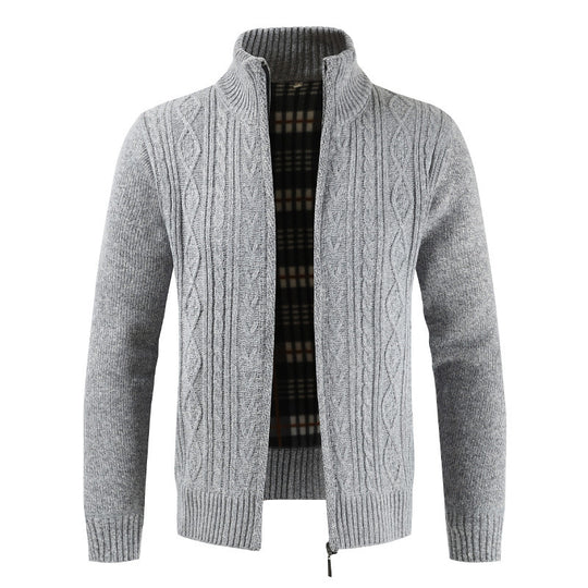 Herren Strickjacke mit Stehkragen und modernem Zopfmuster EB
